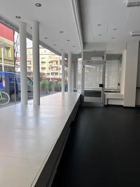 Ladenlokal im Zentrum – Foto 2 von 3