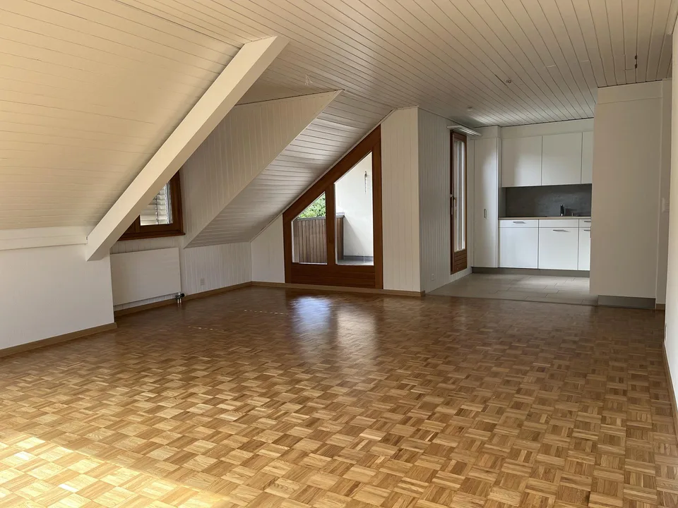 gemütliche 3.5-Zimmer Dachwohnung