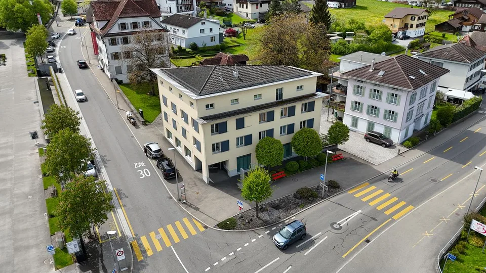Zentrale Geschäfts- und Büroflächen in Sachseln - Ihr Tor zum Erfolg
