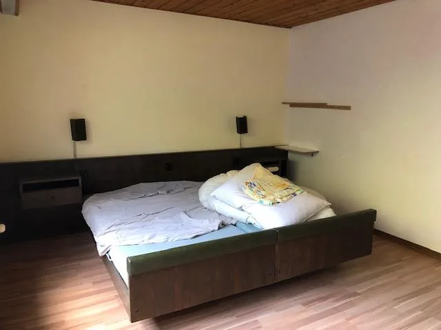 möbliertes Zimmer 10