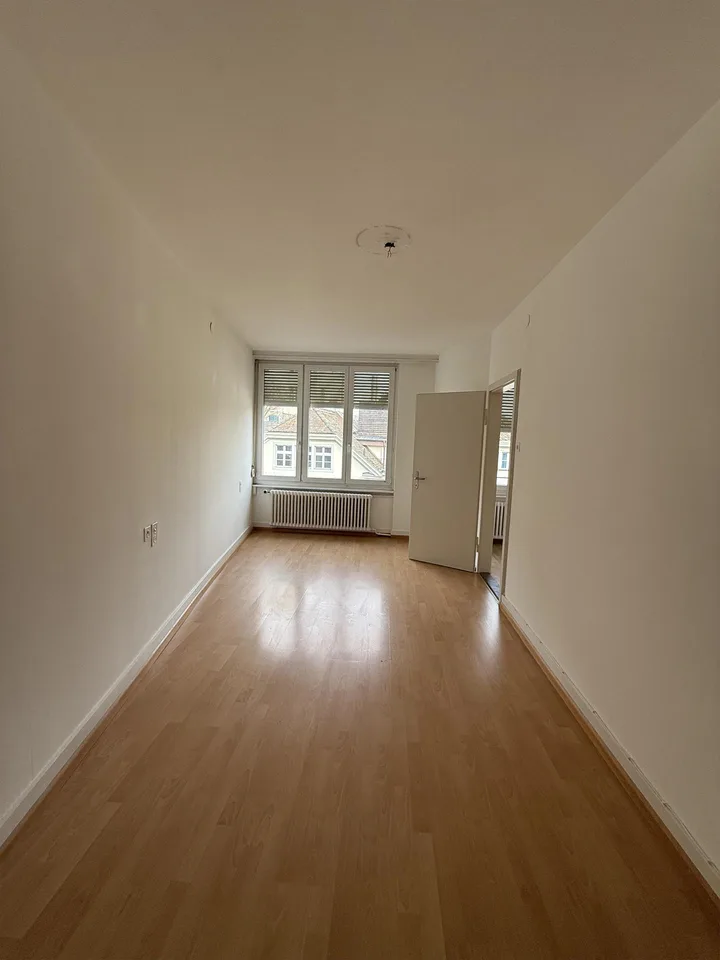 Bürofläche mit Balkon und Top-Lage am Barfüsserplatz – Foto 7 von 10