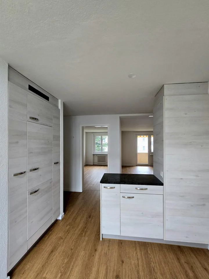 Frisch Sanierte 4.0 Zimmer-Wohnung