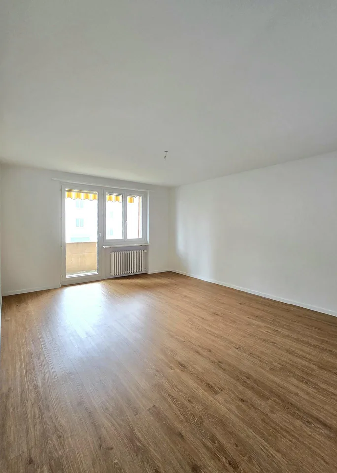 Frisch Sanierte 4.0 Zimmer-Wohnung