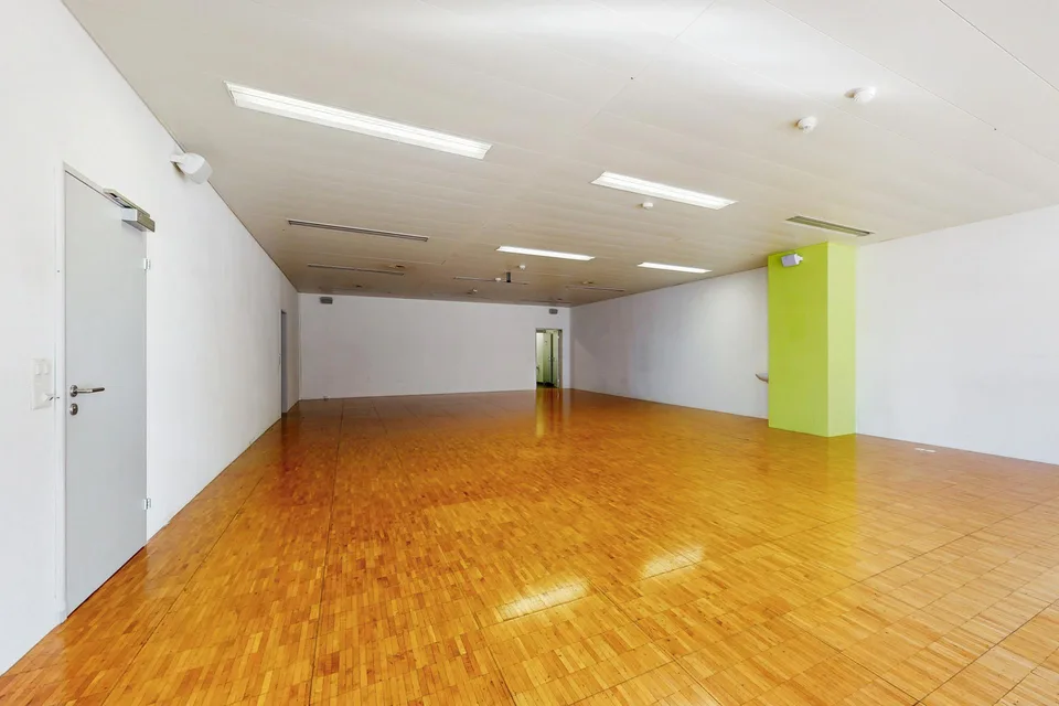 Bornblick - Gewerbe-/Büroräumlichkeiten