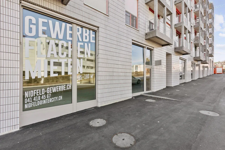 Gewerbefläche nahe Luzern mit ausgebauter Nasszelle & Teeküche