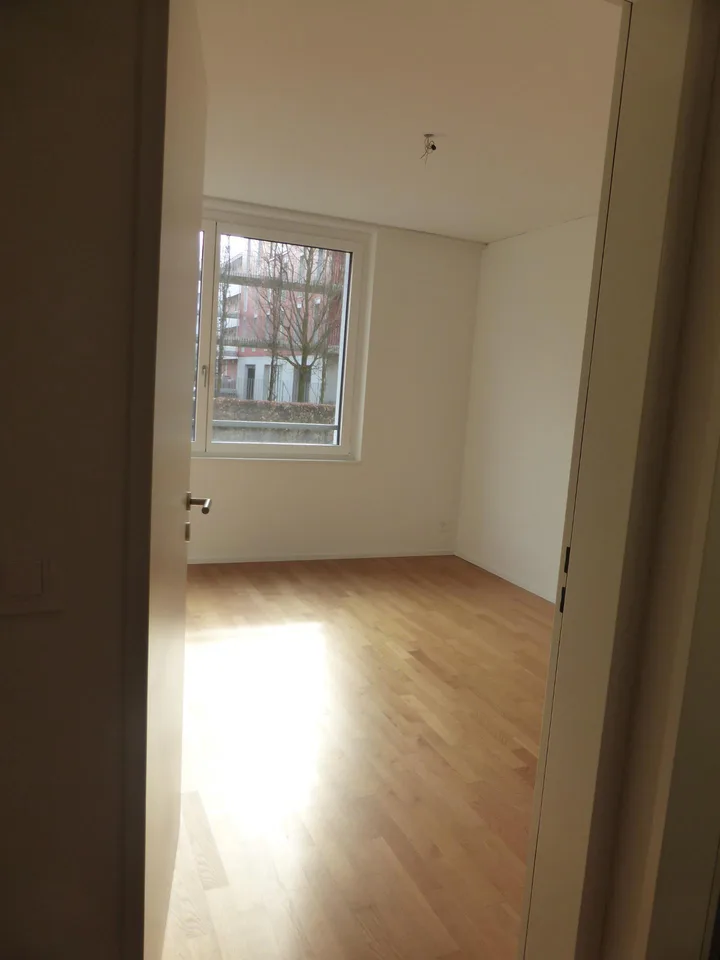 neuwertige 4.5 ZWG in Bern Brünnen – Foto 6 von 9