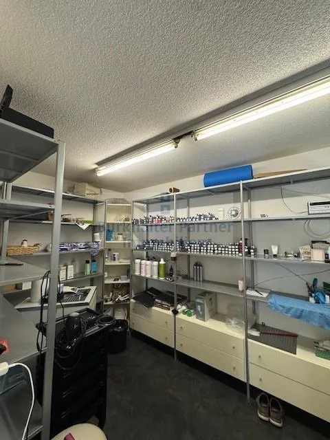 Attraktives Geschäftslokal in gut erschlossener Lage - vielseitig n...