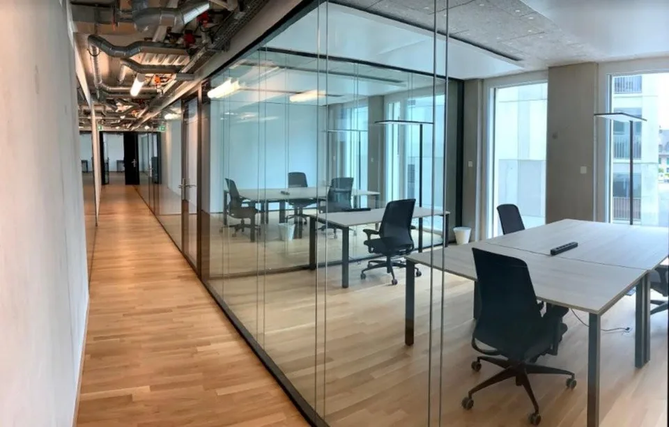 Bureau de 305m2 à louer à Morges !