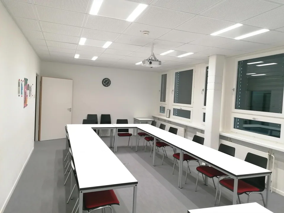 Starten Sie Ihr Gesundheitszentrum an bestens erreichbarer Lage – foto 8 di 12