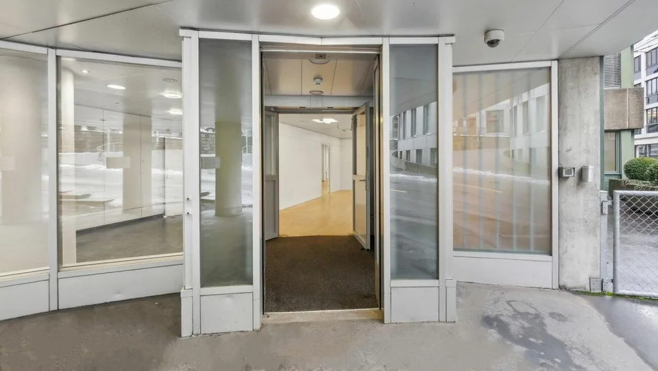 Praxis-/Gewerbefläche im EG hinter Neumarkt – foto 6 di 13