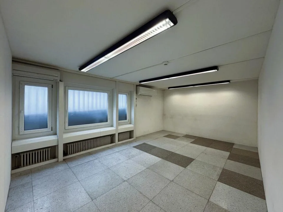 Helles Büro an zentraler Lage