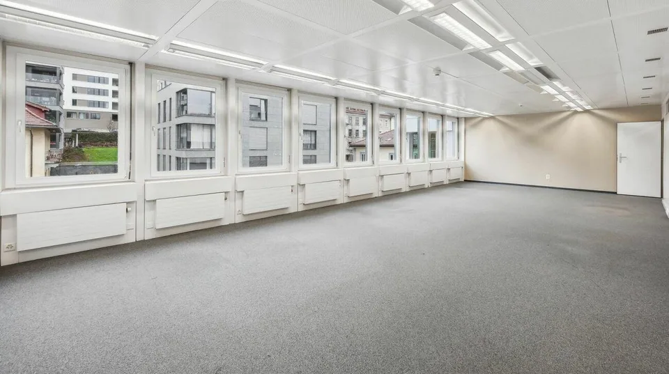 Arbeiten über den Dächern von St. Gallen: 231 m² Büro mit Terrasse