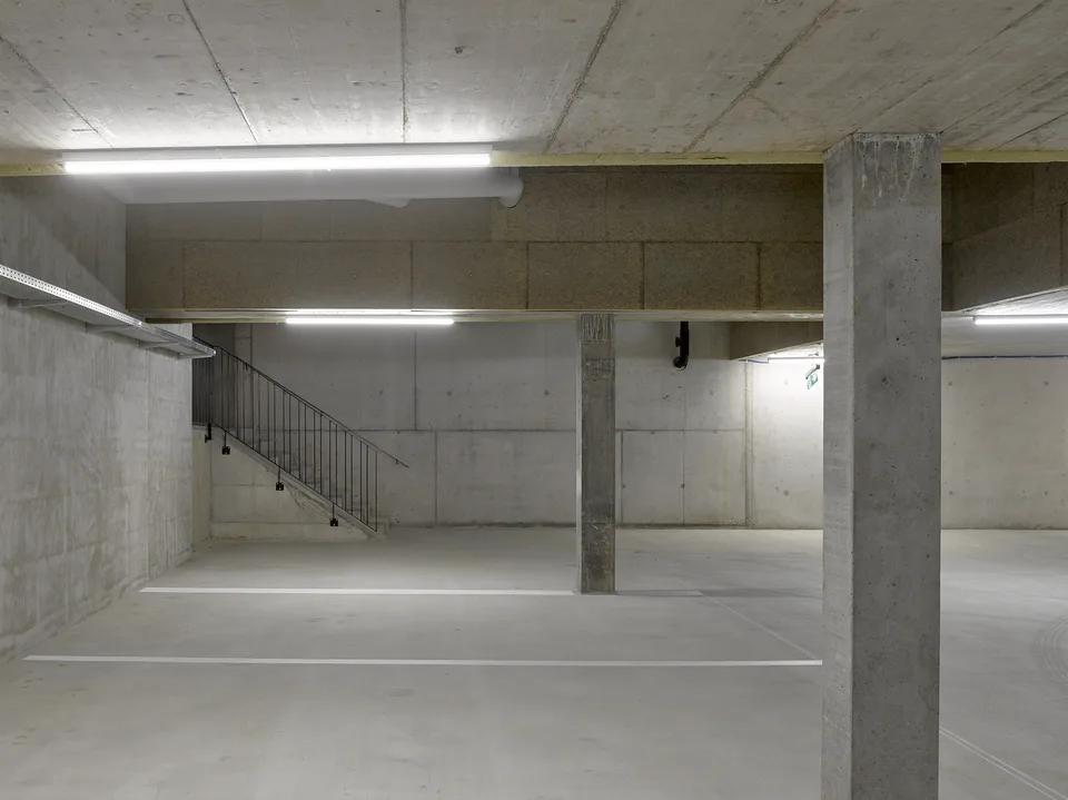 Tiefgaragenplatz...auf Wunsch mit Ladestation!
