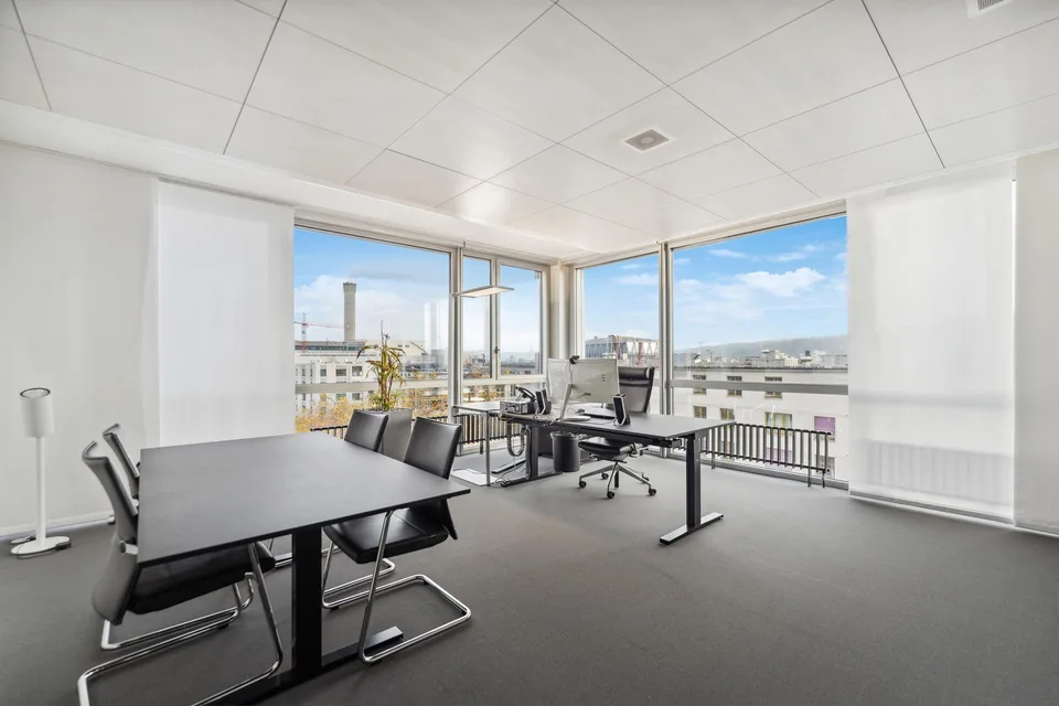Moderne und bezugsbereite Büroflächen mit Parkplätzen