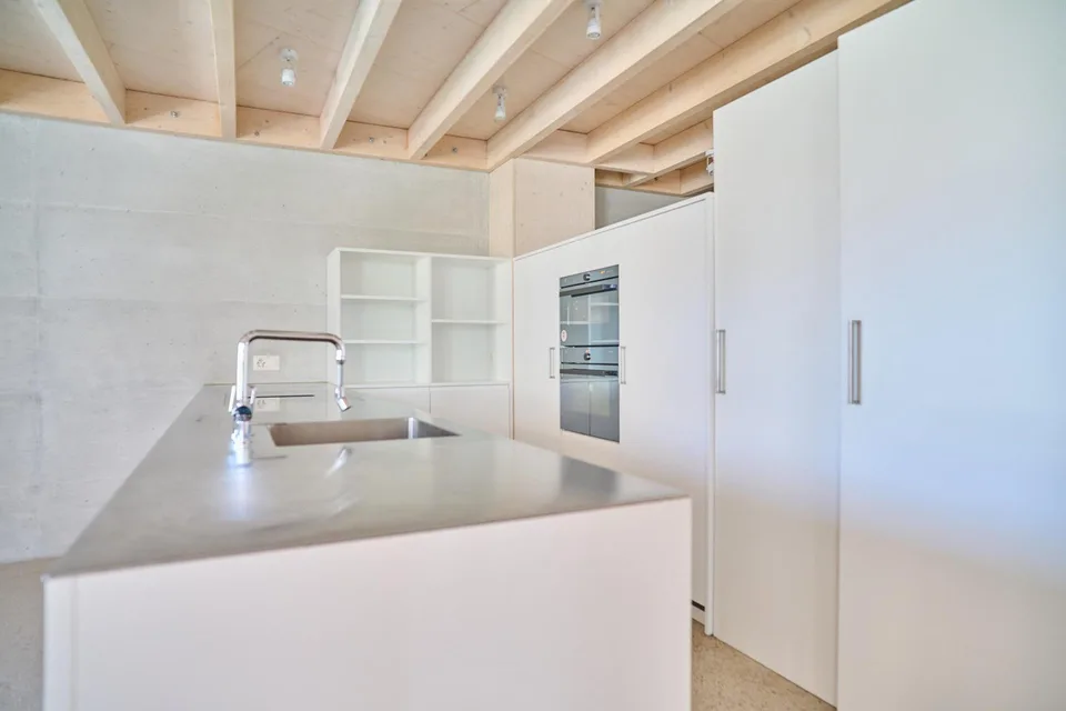 Viel Raum zum Leben. Stilvolles 5.5- Einfamilienhaus mit Lift in Do...