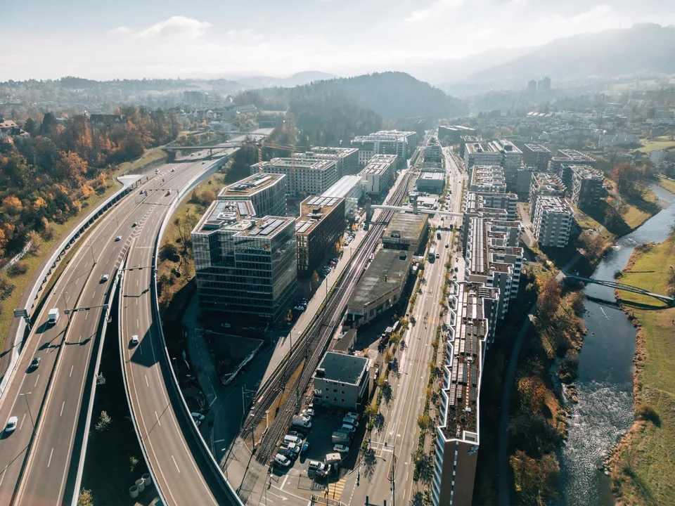 Moderne Büroflächen in der Manegg – urban, inspirierend, naturnah