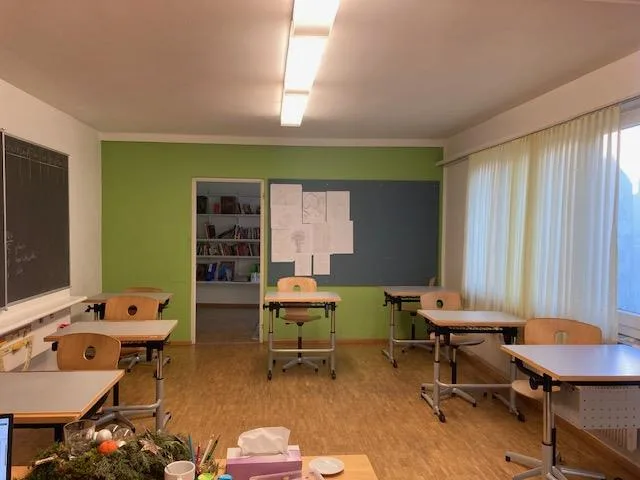 6-Zimmer-Büroräume an der Hegenheimerstrasse