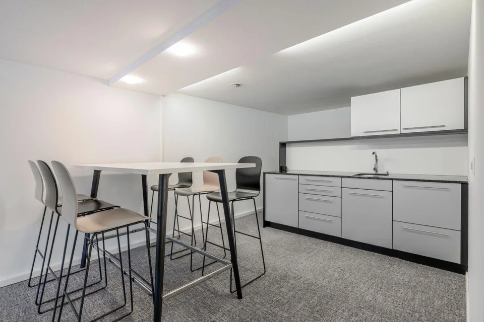 Repräsentatives Büro | Arbeiten am Hallwilerweg – foto 11 di 11
