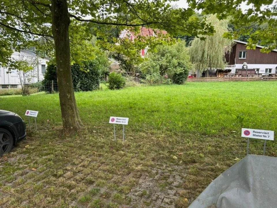 Aussenabstellplätze zu vermieten