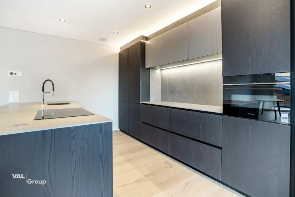 Top - Vermietobjekt - 3.5 Zimmerwohnung mit atemberaubender Weitsicht