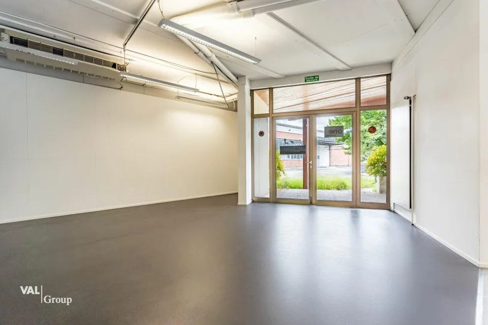 Espace administratif moderne et lumineux – foto 15 di 20