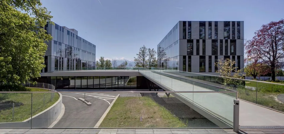 Immeuble Minergie, vaud superbes bureaux parc & vue de 221 m2