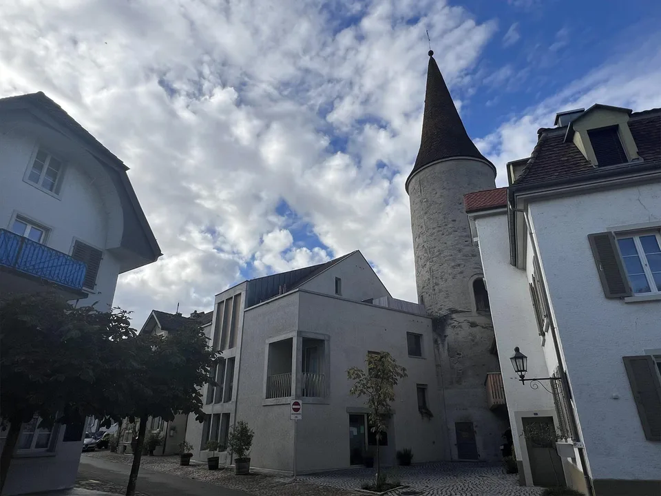 Ein Bijou direkt am Hexenturm in Mellingen; 2,5 Zi. Maisonette-Wohnung
