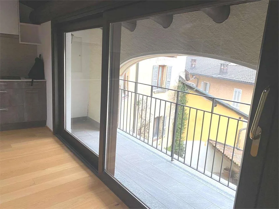 Origlio incantevole e caratteristico Attico