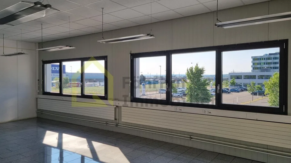 Büro- und Ausstellungsflächen an zentraler Lage zu vermieten