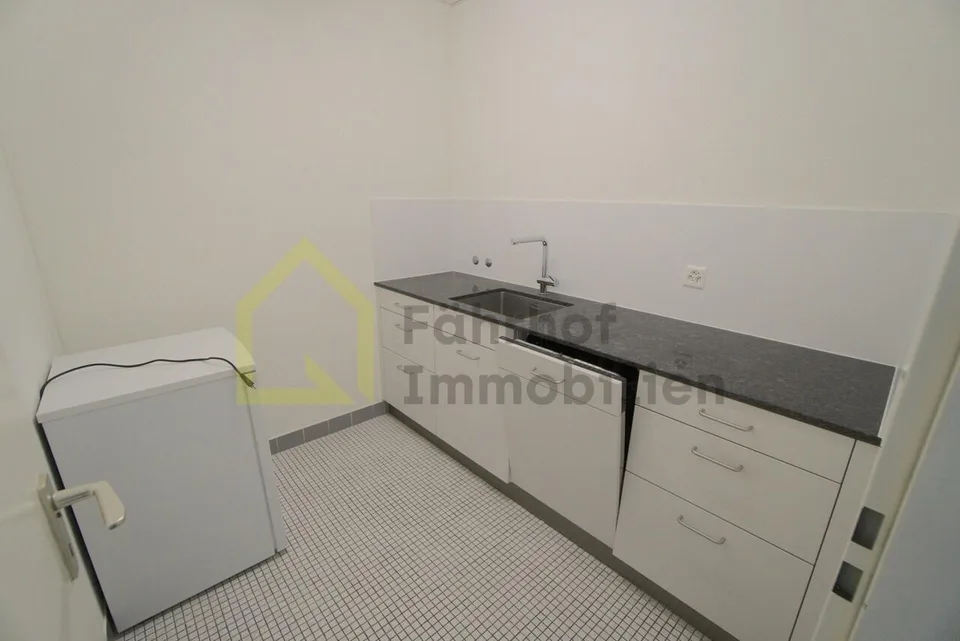 Attraktive Büro-, Praxis- und Lagerflächen in Pratteln – 2 Mt. Gratis – photo 8 sur 17