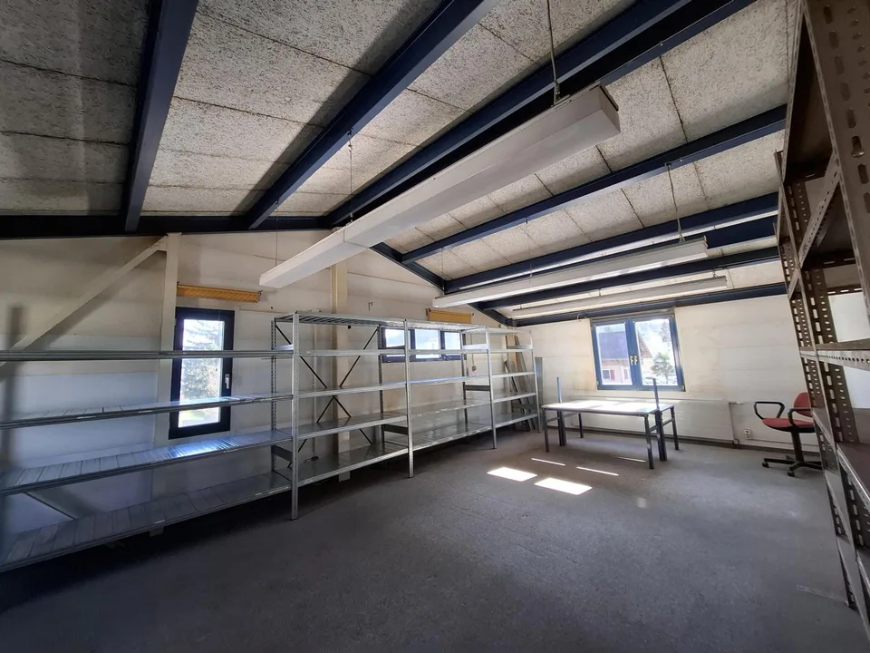 Gewerberäume zu vermieten ca. 230m2