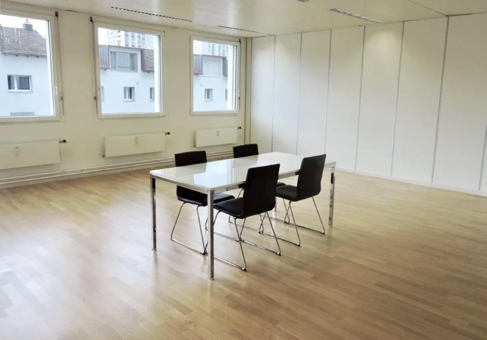 Zentrale Bürofläche an Toplage in Wettingen
