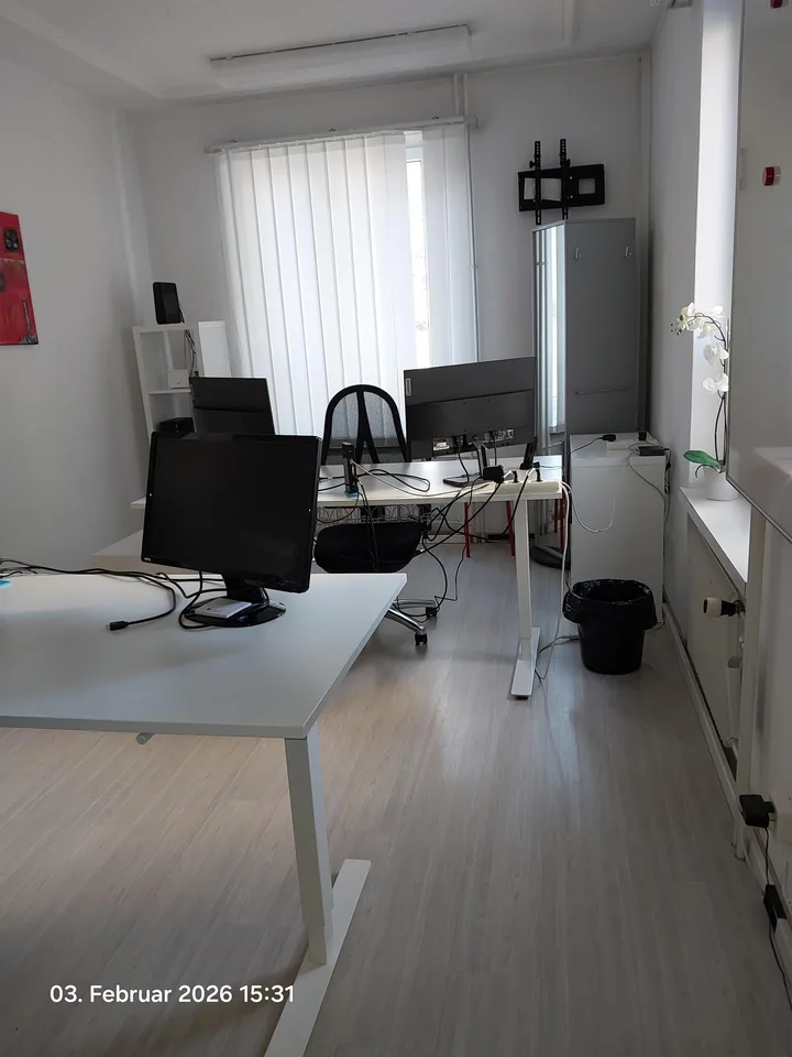 Attratives 4-Zimmer Büro zu vermieten