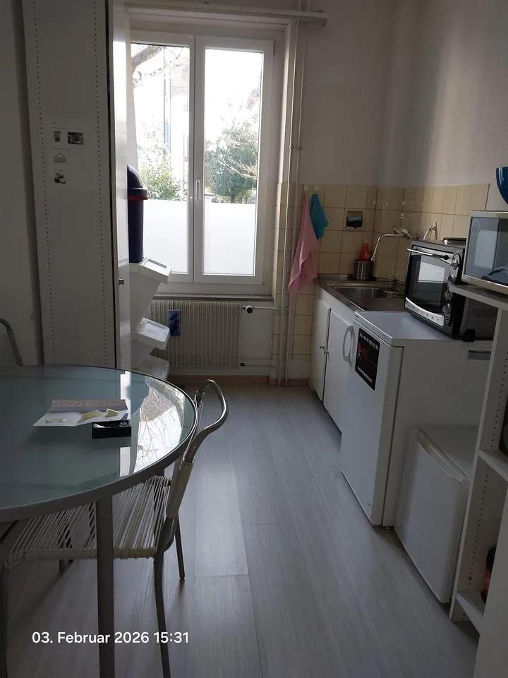 Attratives 4-Zimmer Büro zu vermieten