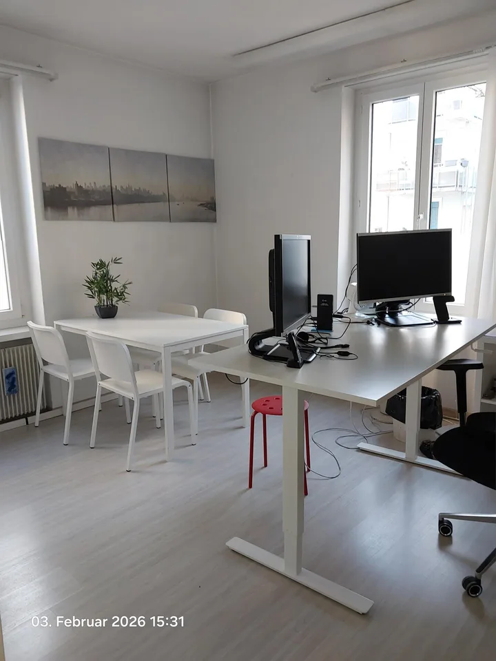 Attratives 4-Zimmer Büro zu vermieten