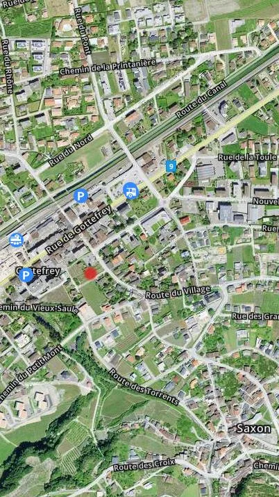 A LOUER  PLACES DE PARC EXTERIEURES A SAXON