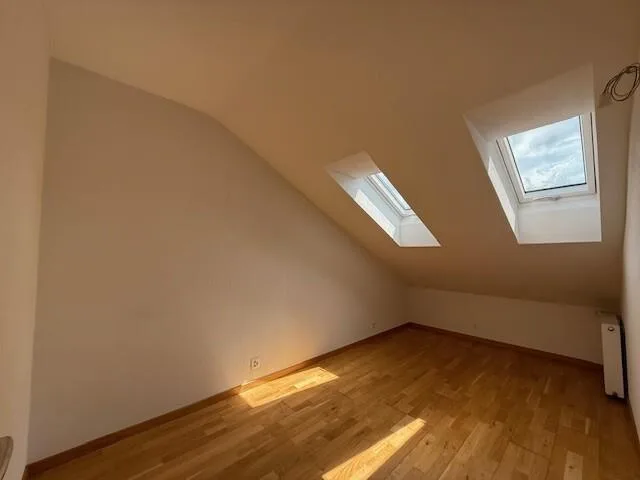 Grosszügige Wohnung an zentraler Lage sucht Dich! – Foto 7 von 8
