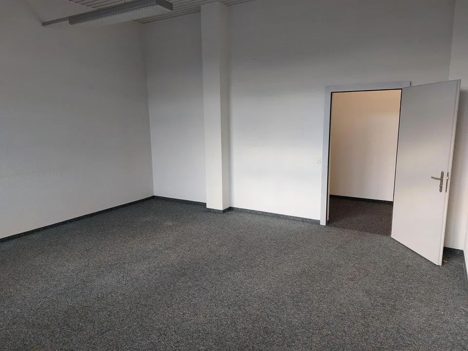 Büro-/Lagerfläche