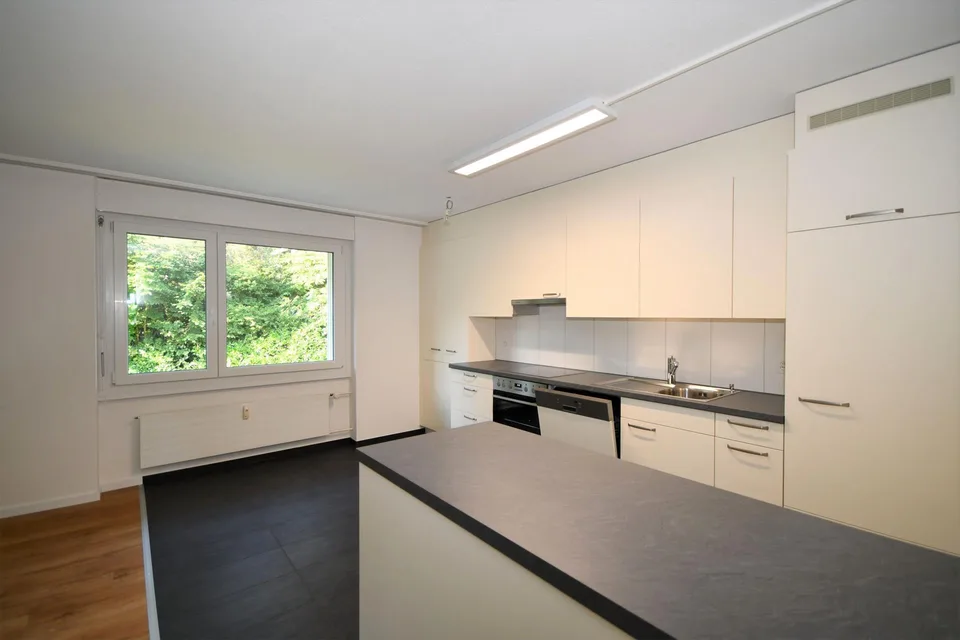 Attraktive 4.5 Zimmerwohnung im 1. OG an ruhiger Lage in Langenthal