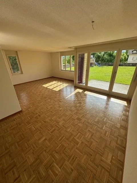 4 1/2 Zimmer-Wohnung EG Süd