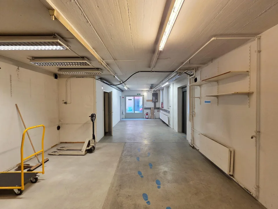 Vielseitig nutzbare Gewerbeflächen an zentrumsnaher Lage – foto 13 di 19