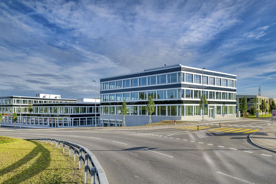Erstklassige Büroflächen mit fertigem Innenausbau - Jetzt mieten un...