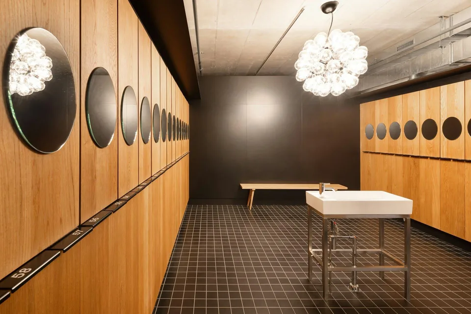ALBA HAUS - 720 m² Raum für Performance & Begegnung - 720 m² im ALB...
