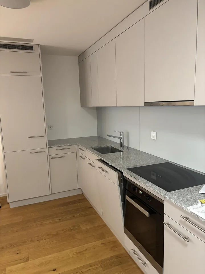 Grosse, schöne 3.5 Zimmer Wohnung