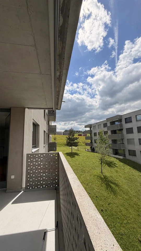 Grosse, schöne 3.5 Zimmer Wohnung