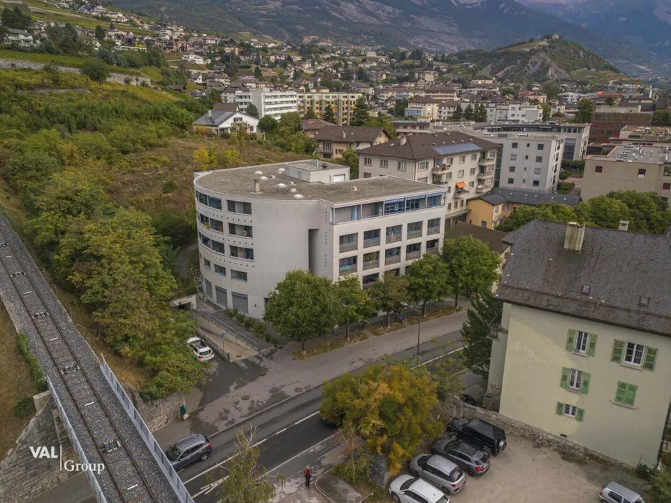 Bureau à Louer à Sierre - Emplacement Idéal avec 137 m²