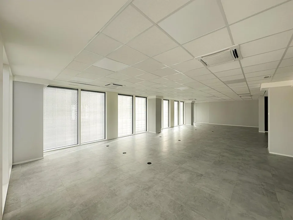 400 m2 office for rent in Chiasso - New administrative center
