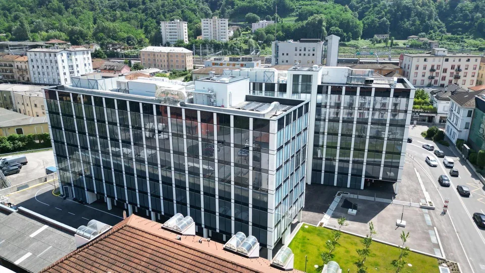 400 m2 office for rent in Chiasso - New administrative center