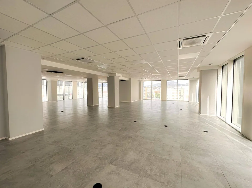 Affittasi nuovo ufficio di 400 m² - Centro Amministrativo Chiasso – photo 7 sur 8