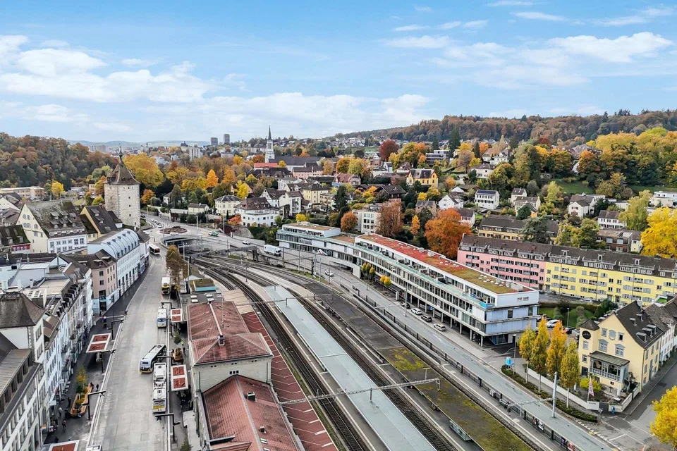 Top ausgebaute Büro-/Gewerbeflächen direkt am Bahnhof Schaffhausen – photo 16 sur 18